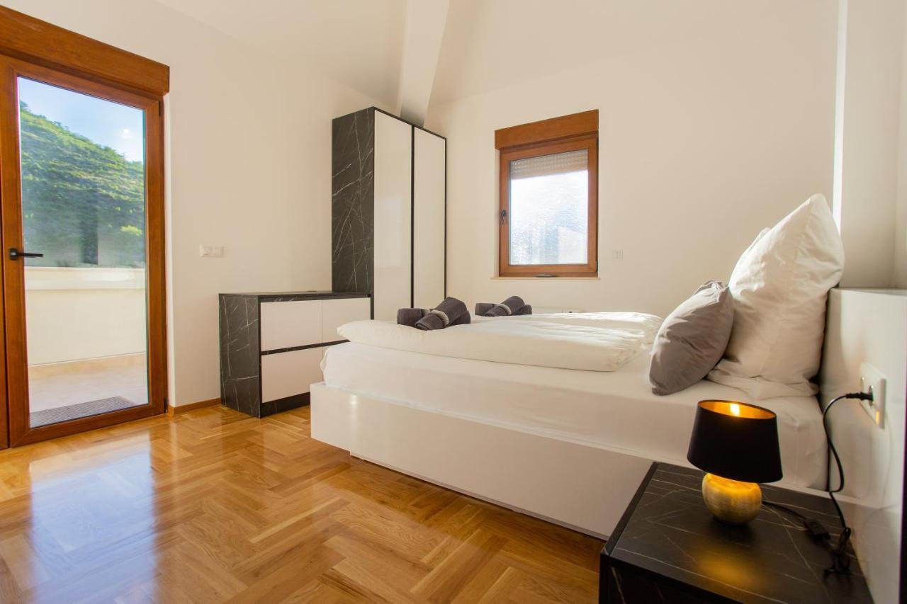 Sky Penthouse Old Bridge With Sauna And Jacuzzi Мостар Екстериор снимка